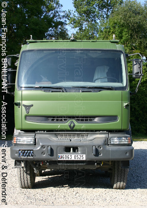 6063-0525 : Renault Kerax 420.32 8x4 benne, 5e Régiment du Génie ; 2007