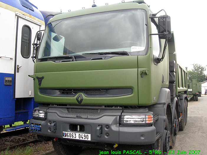 Renault Kerax 420.32 8x4, benne, 6063-0490, 5e Régiment du Génie ; 2007