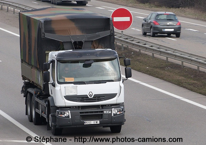 6103-0101 : Renault Premium Lander, 380-26dXi, ADR, 121e Régiment du Train ; 2013 (photo Stéphane)