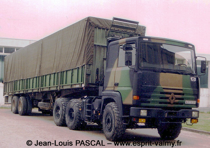 6933-0301 : Renault R390 6x4, TSR du système d'arme Hadès, 15e Régiment d'Artillerie ; date inconnue