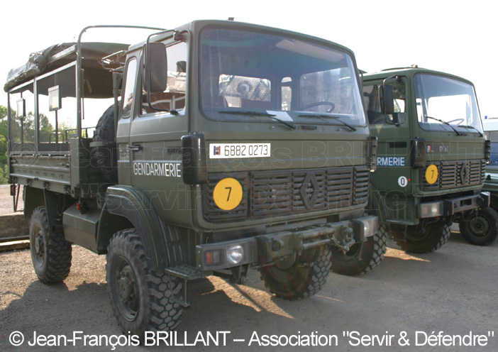 6882-0273 : Renault TRM 2.000 "Maintien de l'Ordre", Escadron de Gendarmerie Mobile 26/6 ; 2007