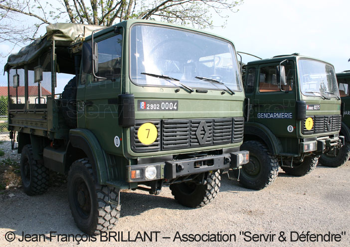 2902-0004 : Renault TRM 2.000 "Maintien de l'Ordre", Groupement Blindé de la Gendarmerie Mobile ; 2007