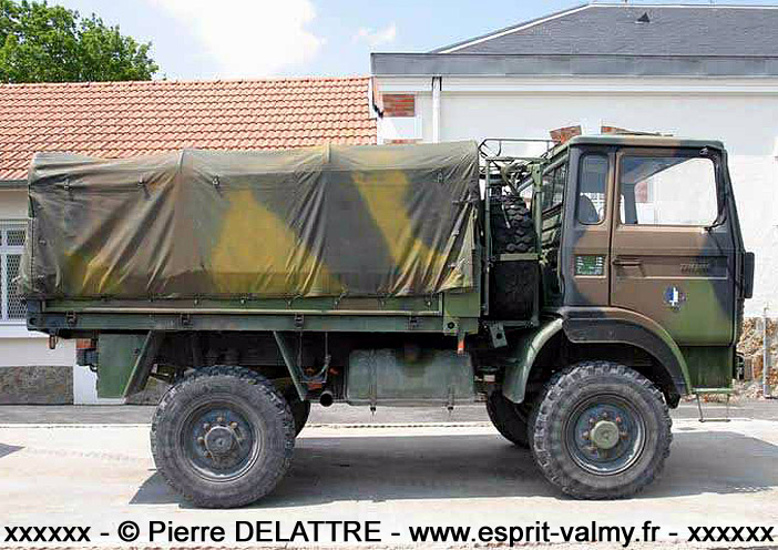 Renault TRM 2.000 PRB (Plateau, Ridelles, Bâché), 6xx2-xxxx, 402e Régiment d'Artillerie