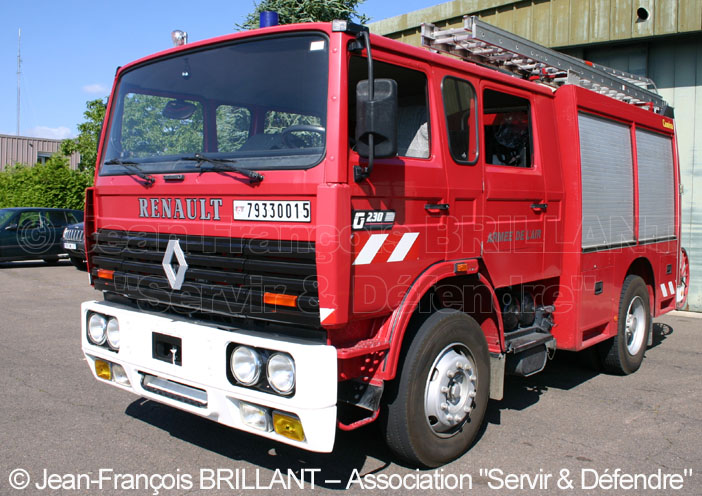 7933-0015 : Renault G230, Fourgon Pompe - Tonne, Escadron de Sécurité Incendie et de Sauvetage 1H.102 ; 2008