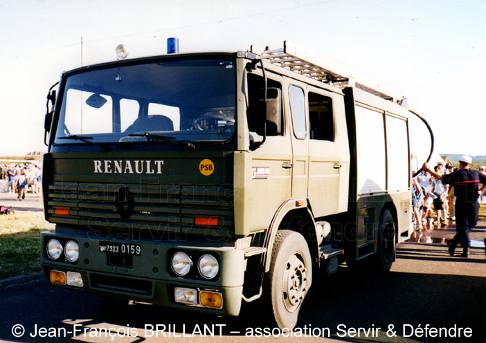 7923-0159 : Renault G230, Fourgon Pompe - Tonne, Escadron de Sécurité Incendie et de Sauvetage 1H.116 ; 2001