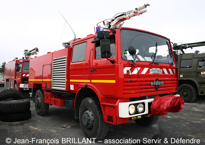 SIDES, VIRP 10M7 (Véhicule d'Intervention Rapide Polyvalent), 7923-0094, Escadron de Sécurité Incendie et de Sauvetage 1H.113 ; 2006