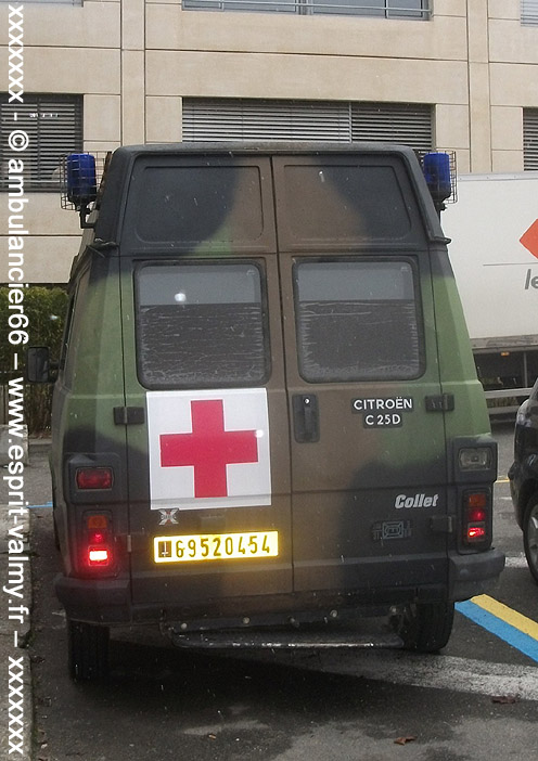 Citroën C25 1.800D, 4x4, ambulance médicalisée, 6952-0454 ; 31e Régiment du Génie