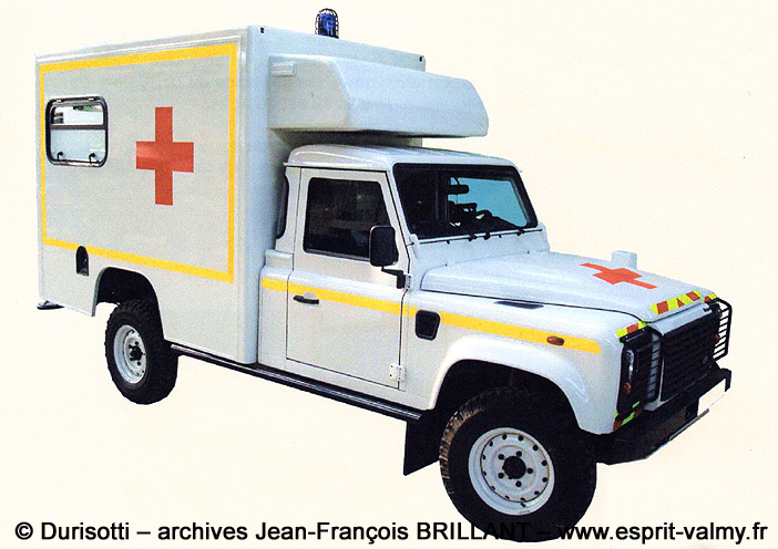 Defender 130 Td4 2.4, ambulance médicalisée