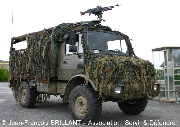 Mercedes Unimog U1300, cargo, bâché, mitrailleuse, 2e Bataillon Commando, Belgique ; 2006