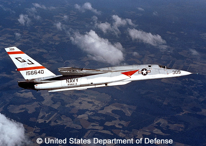 A-5 "Vigilante" (ici un RA-5C) ; RVAH-3, US Navy