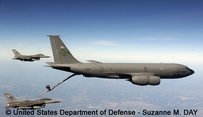 tanKer, standard aircraft, modified mission : KC-135R "Stratotanker"