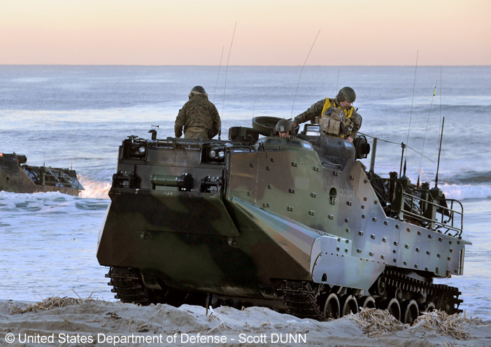 AAVP7 : Assault Amphibian Vehicle, Personnel carrier, Mk7